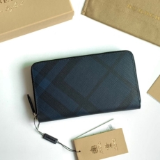 Burberry Wallets & Purse